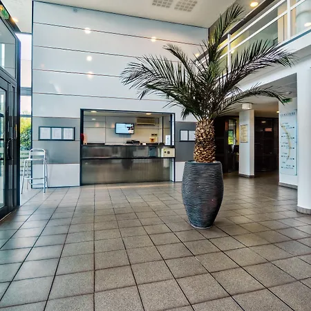 Zenitude Hôtel-résidences Bordeaux Aéroport Apartahotel Mérignac