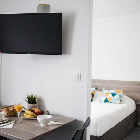 Zenitude Hotel-residences Bordeaux Aeroport Lägenhetshotell 3*