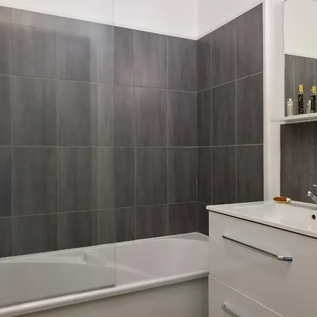 Zenitude Hotel-residences Bordeaux Aeroport Lägenhetshotell Mérignac