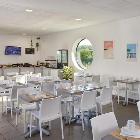 波尔多梅里尼亚克机场森蒂图德公寓酒店 Mérignac