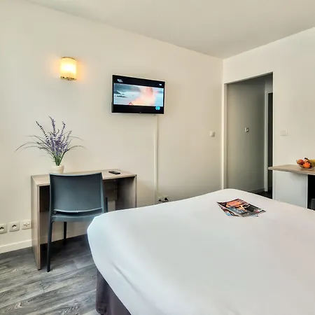 Zenitude Hôtel-résidences Bordeaux Aéroport 3*