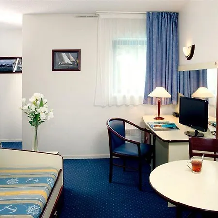 Zenitude Hotel-residences Bordeaux Aeroport Aparthotel 3*