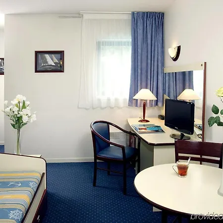 Zenitude Hotel-residences Bordeaux Aeroport Lägenhetshotell Mérignac