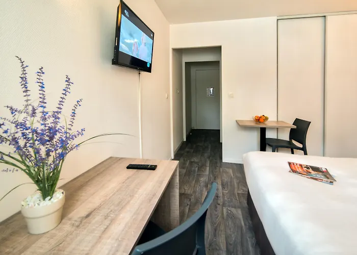 Zenitude Hotel-residences Bordeaux Aeroport 3*