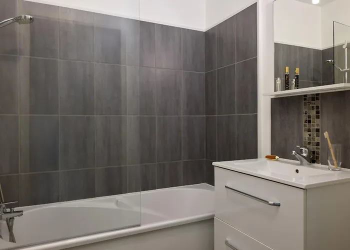 Zenitude Hotel-residences Bordeaux Aeroport מלון דירות Mérignac