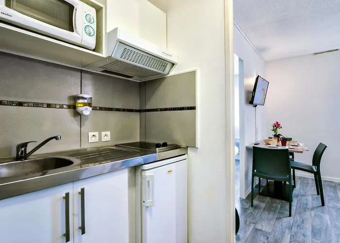 Zenitude Hotel-residences Bordeaux Aeroport 3*