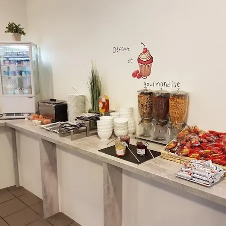 波尔多梅里尼亚克机场森蒂图德公寓酒店 公寓式酒店